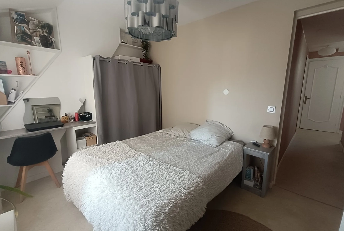 Maison de village avec grande terrasse à Saint Didier en Velay, 177 m² 