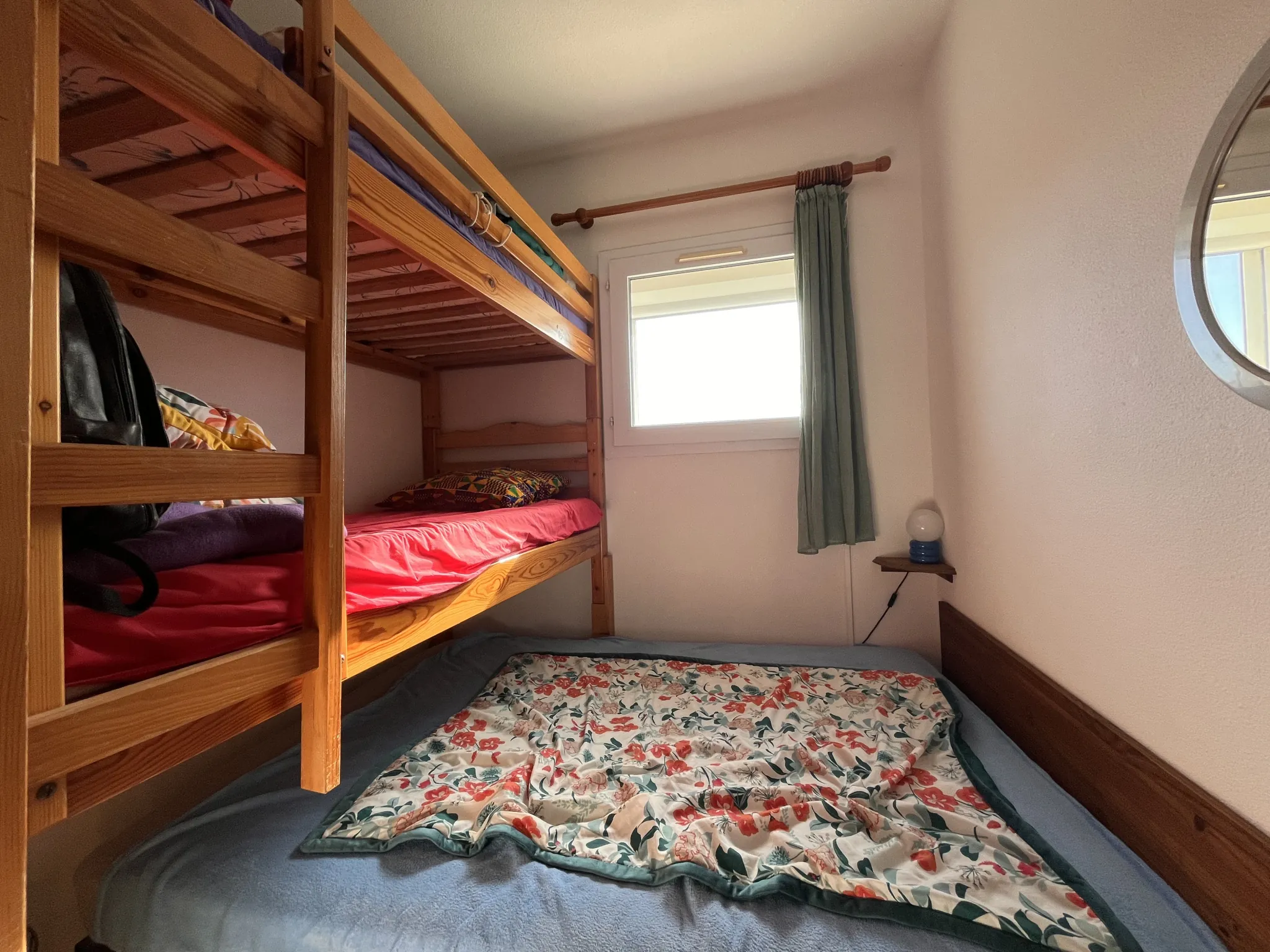 Maison à Frontignan plage avec 2 chambres, terrasse et stationnement privé 