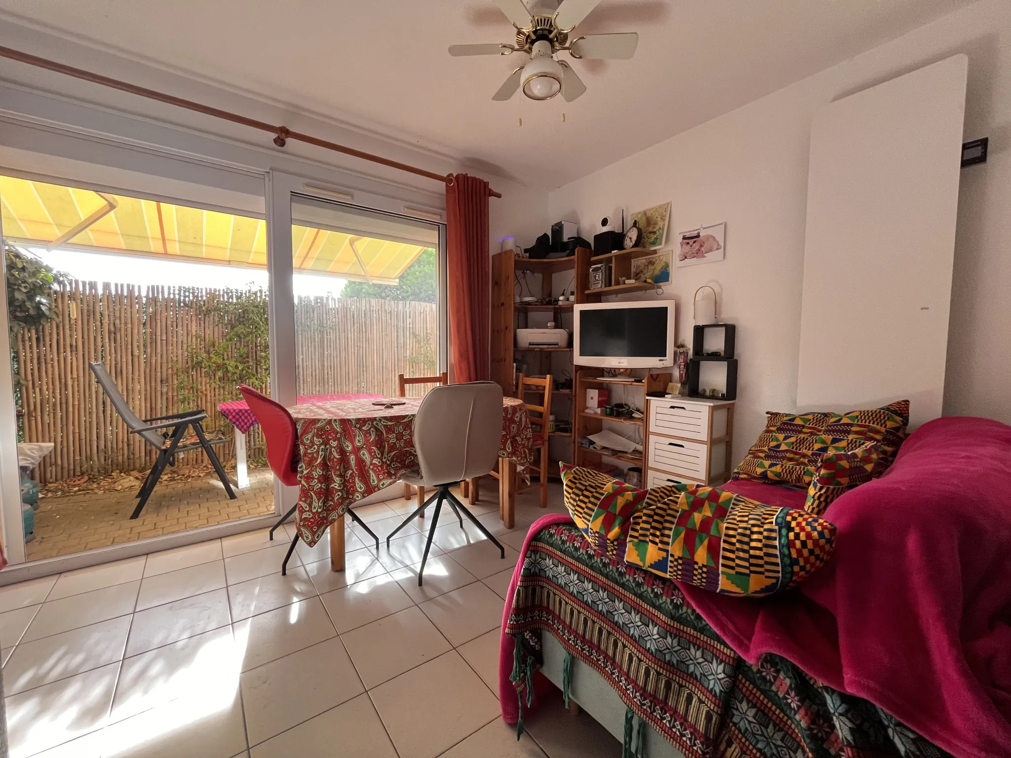 Maison à Frontignan plage avec 2 chambres, terrasse et stationnement privé 