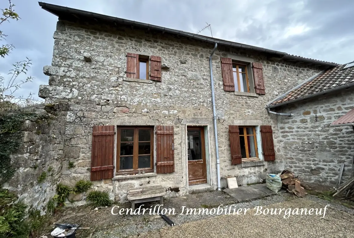 Maison en pierres de 60m² avec 2 chambres à Soubrebost, Creuse 