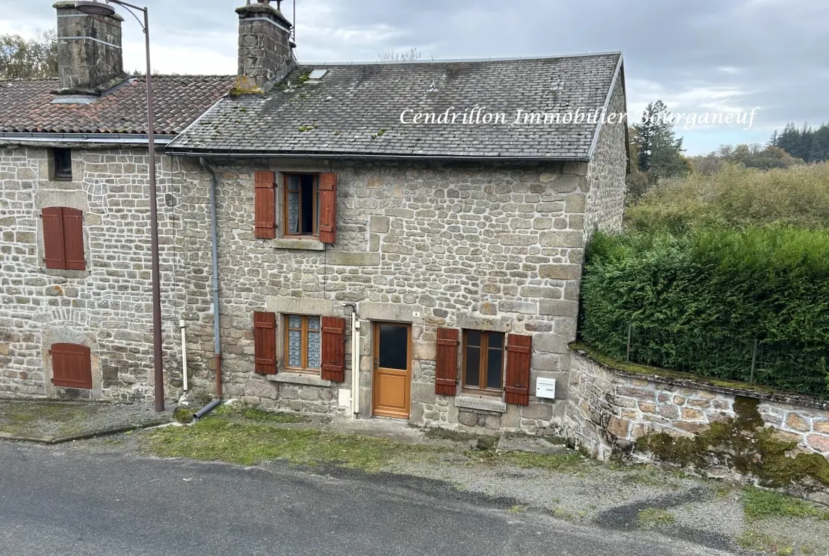 Maison en pierres de 60m² avec 2 chambres à Soubrebost, Creuse 