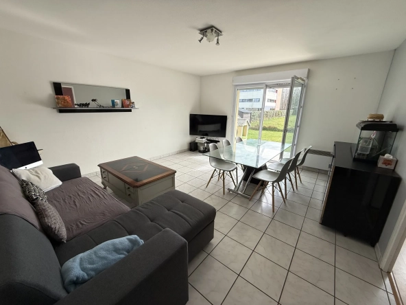 Appartement T3 avec jardin privé et 2 parkings à Mérignac