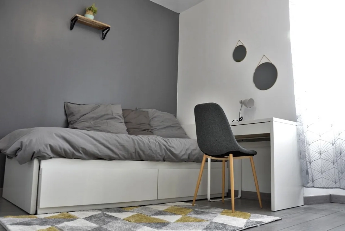 Appartement 3 pièces rénové et meublé à Corbeil-Essonnes - Centre-ville 
