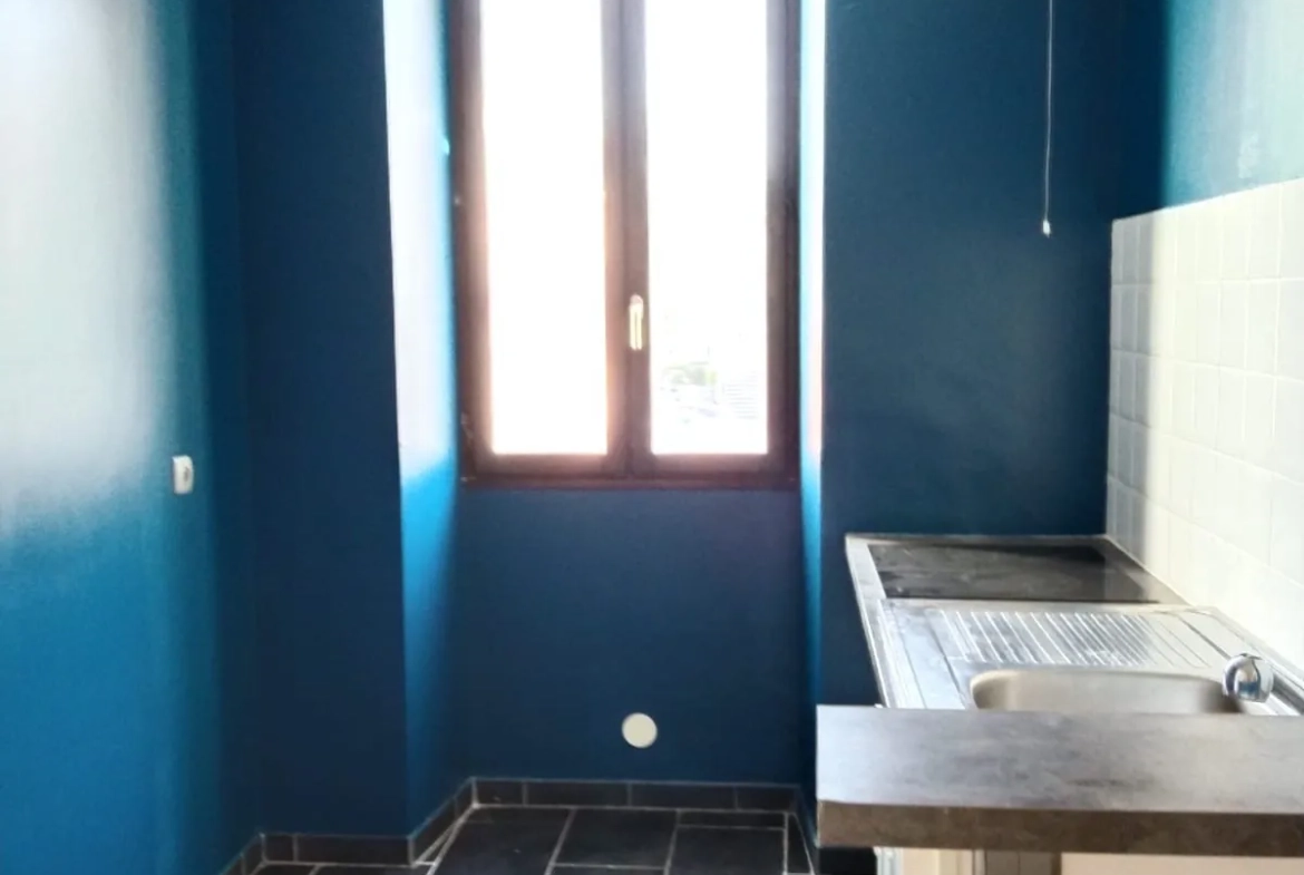 Appartement 3 pièces rénové et meublé à Corbeil-Essonnes - Centre-ville 