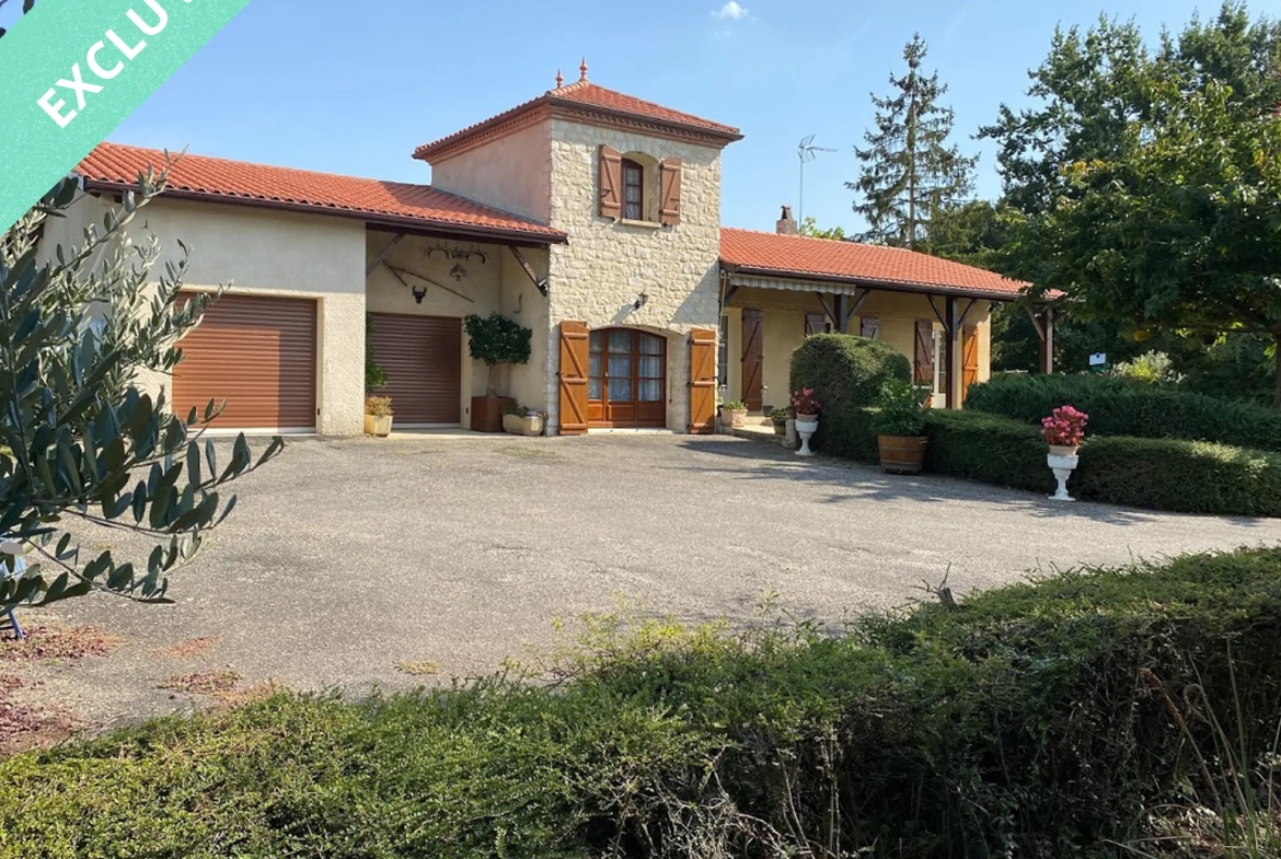 Maison de plain-pied à Fleurance avec grand jardin et garages électriques 
