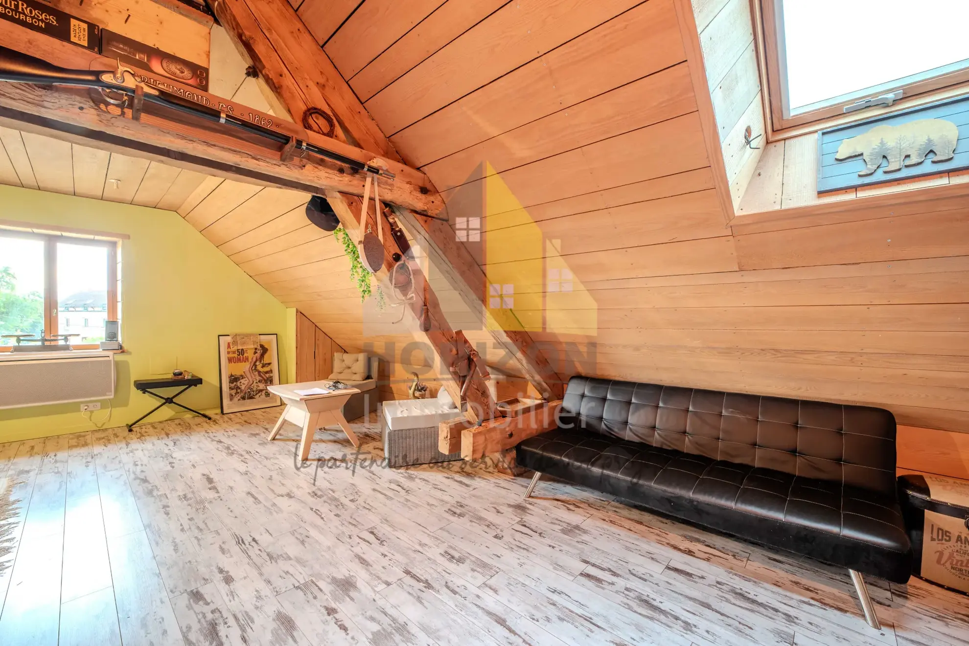 Magnifique maison de ville avec grand terrain à Bletterans, idéale pour famille ou projet d'aménagement 