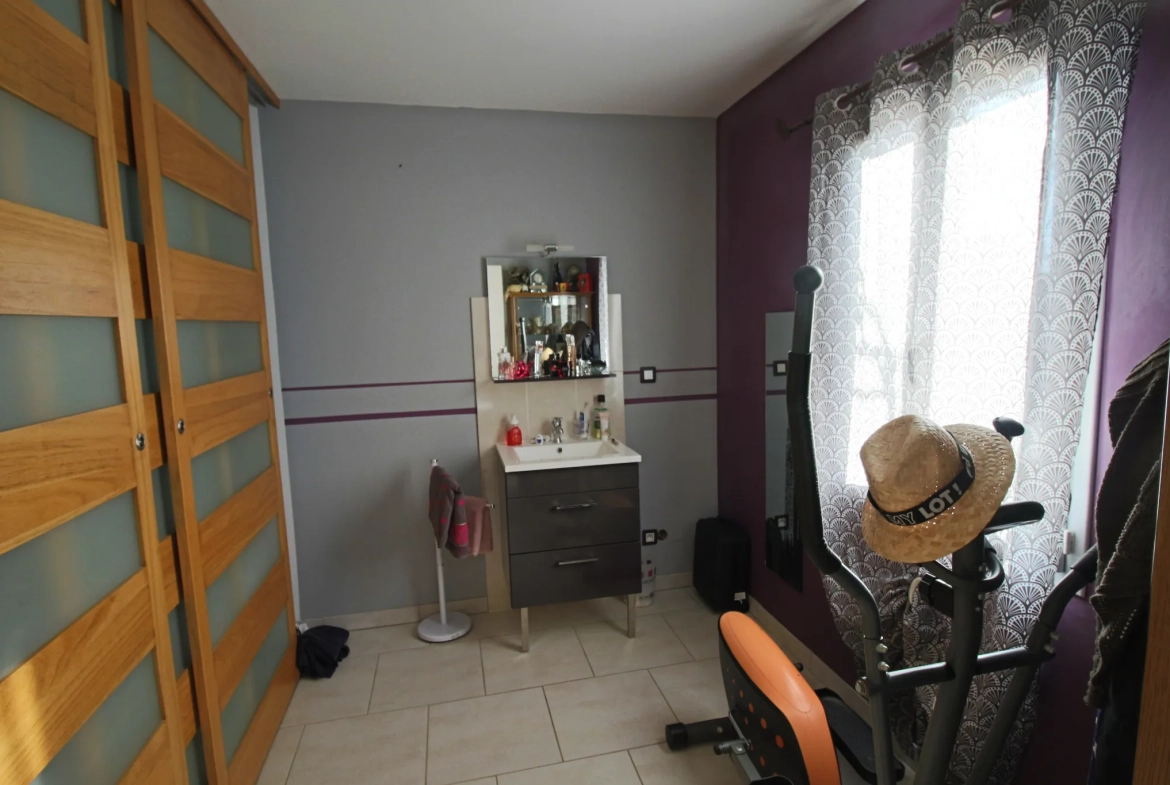 Belle maison avec piscine et grand potentiel à Puy l'Évêque (46700) 