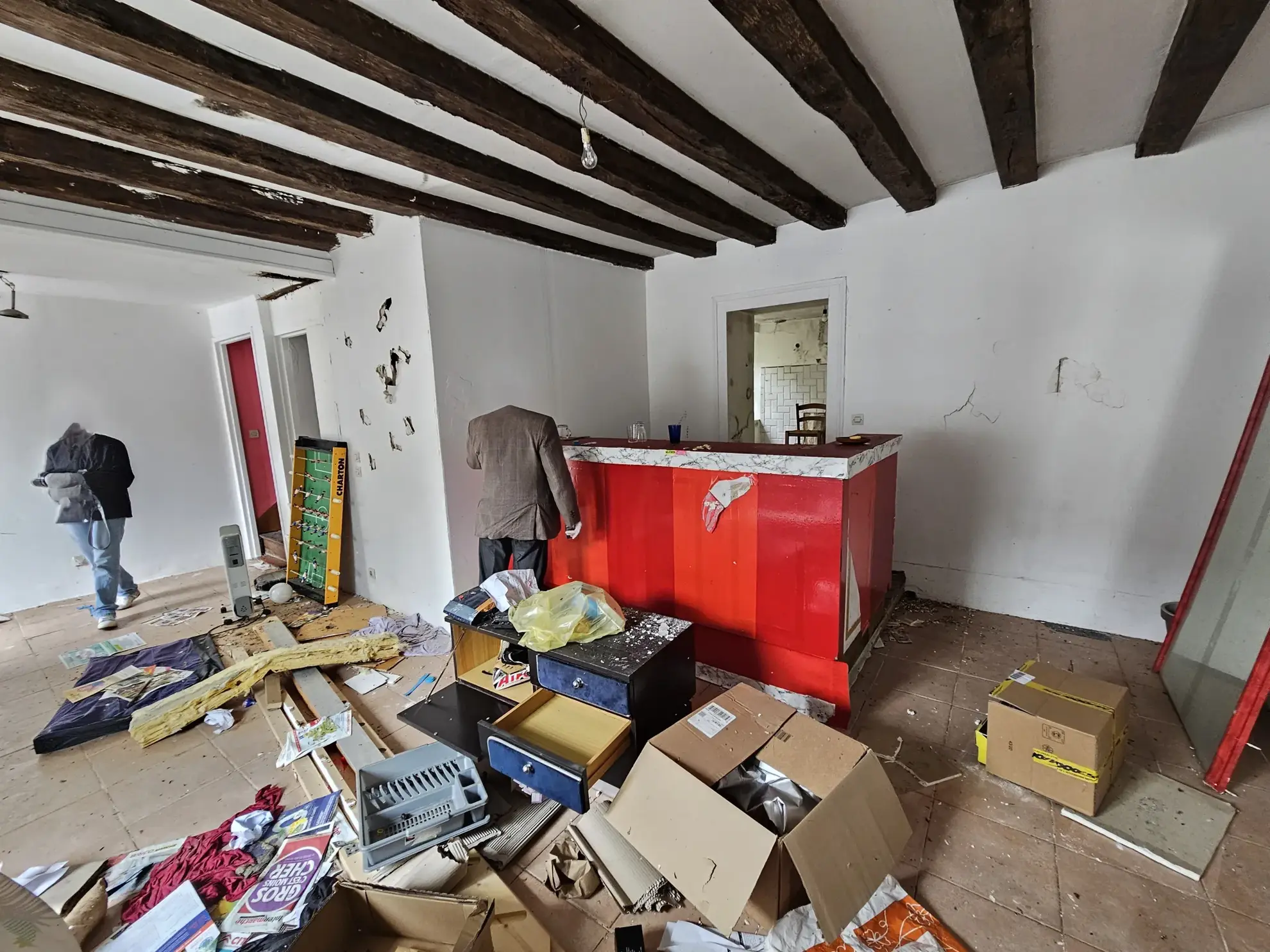 Maison mitoyenne 2 niveaux avec cour à Le Blanc - 93 m² 