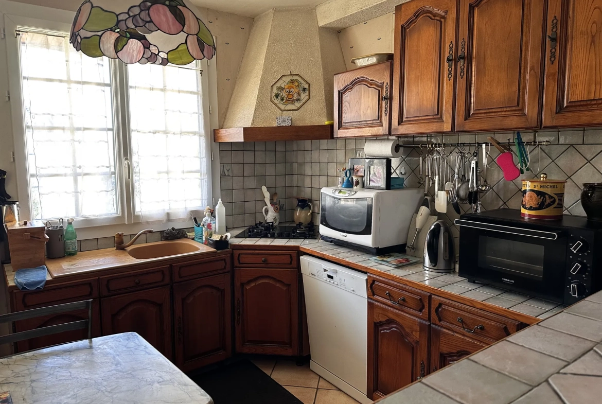 Maison à vendre avec jardin et garage à Carcassonne 