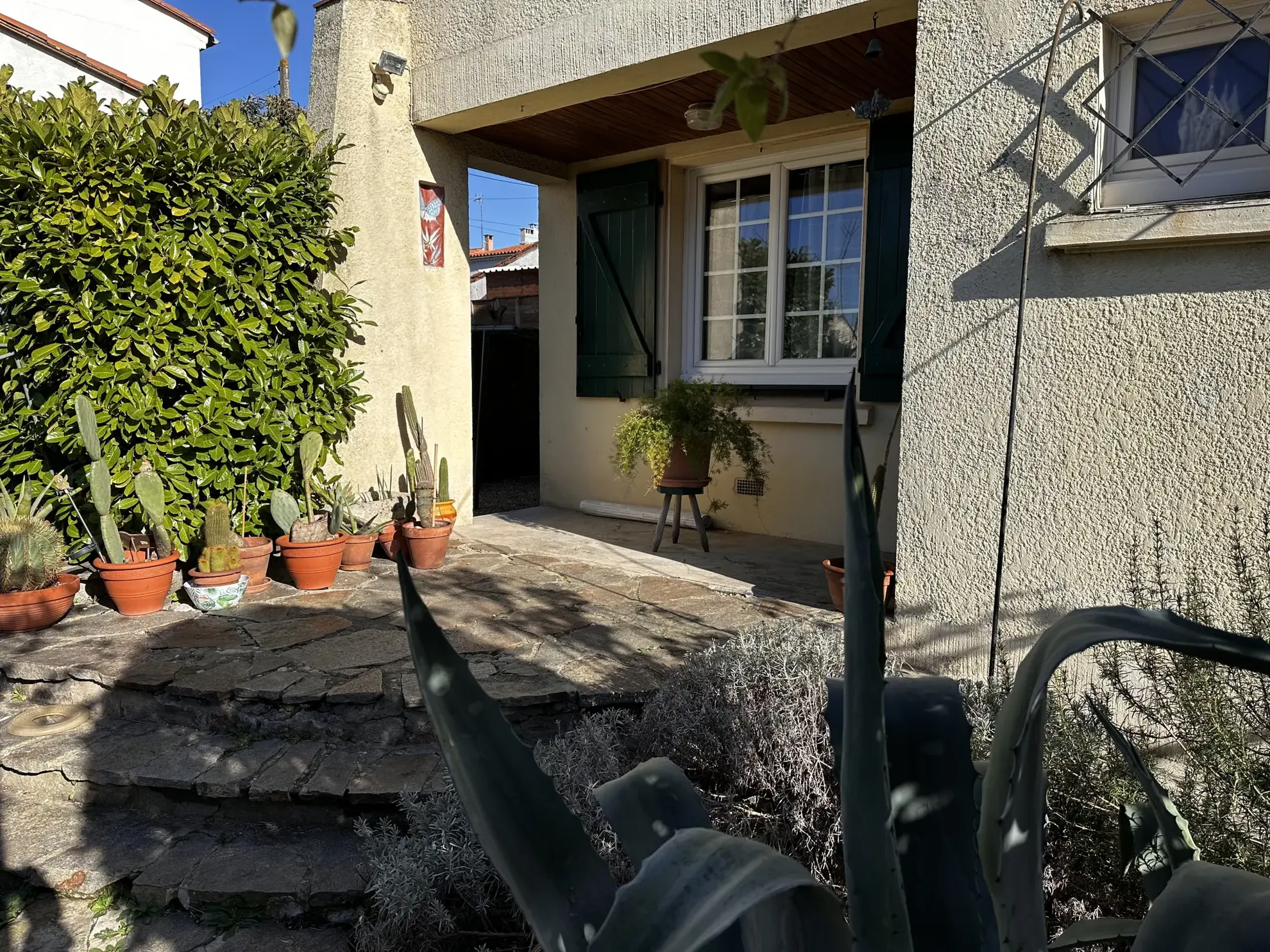 Maison à vendre avec jardin et garage à Carcassonne 