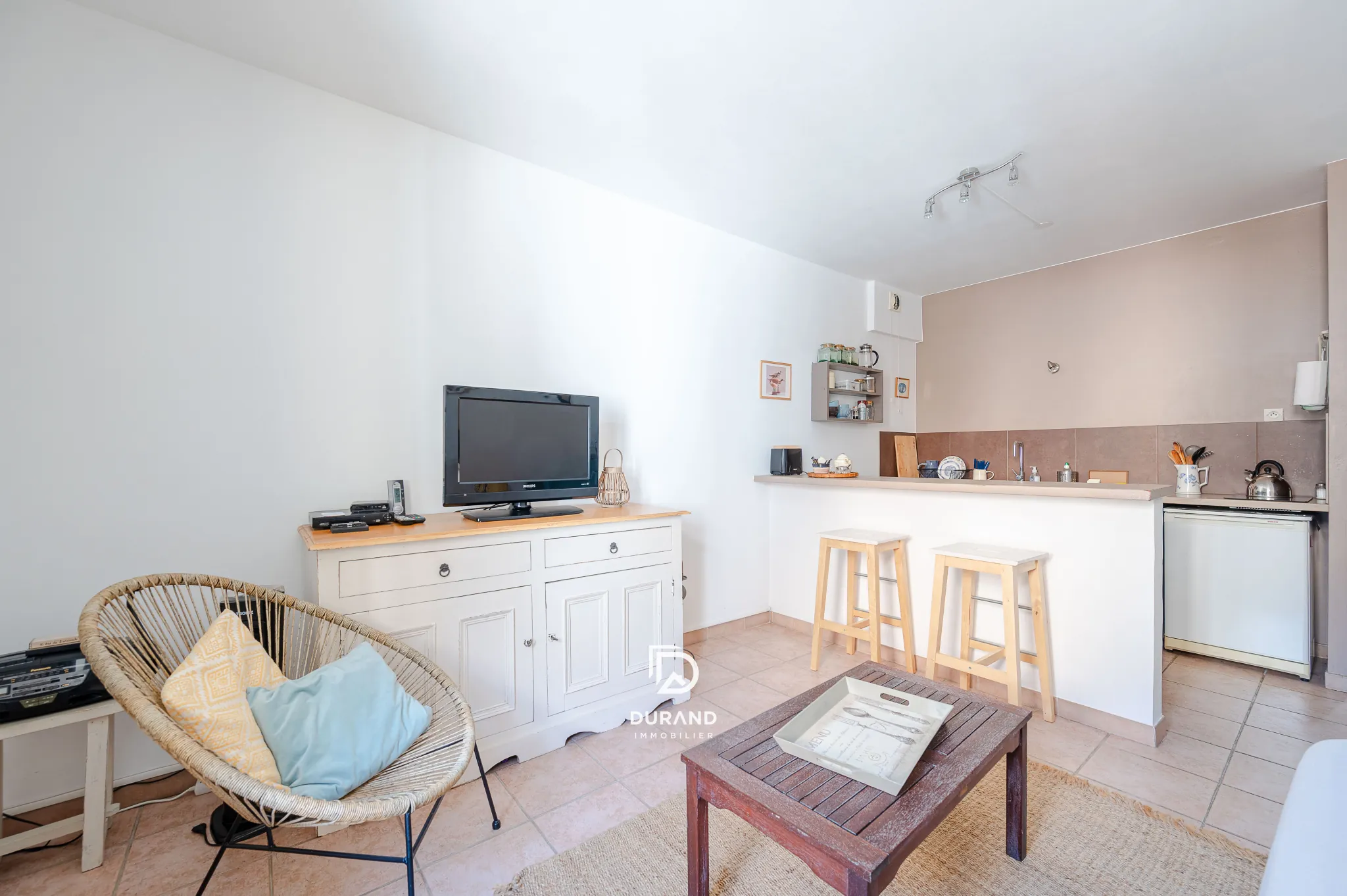 Appartement T2 de 38,62 m² à Marseille proche Vieux-Port, calme et sans travaux 