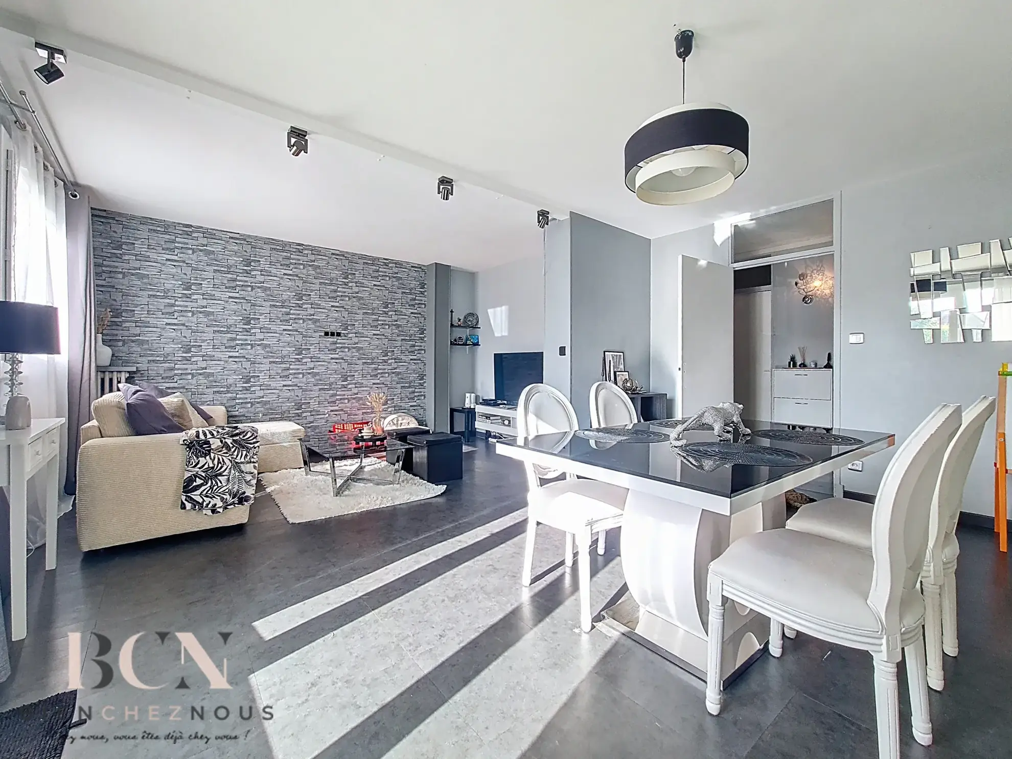 Appartement lumineux de 70 m² à Ezanville avec balcon et parking 