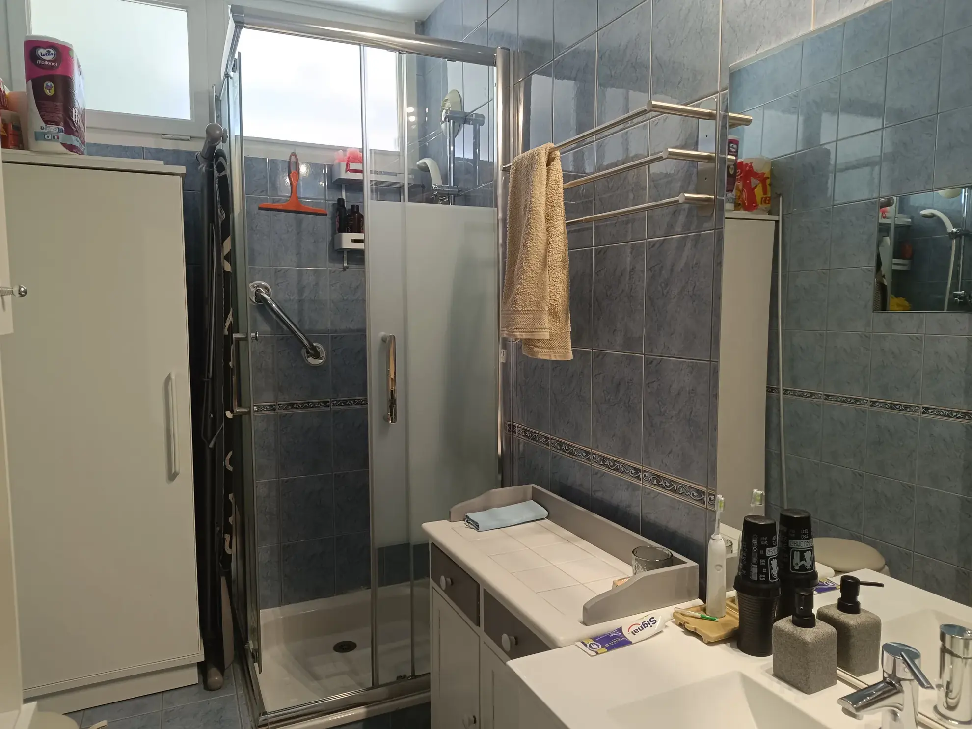 Appartement 3 pièces avec garage et cave au centre du Chambon-Feugerolles 