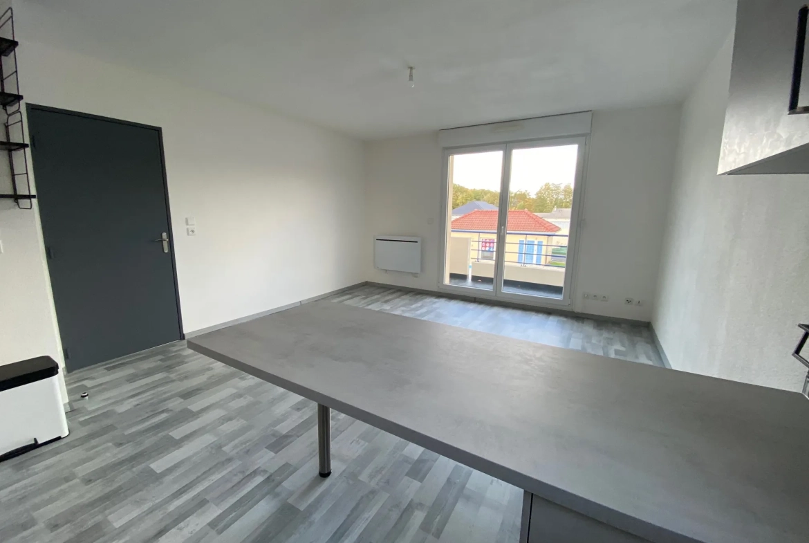 Appartement F2 rénové à vendre à Creutzwald avec parking et bonne rentabilité 