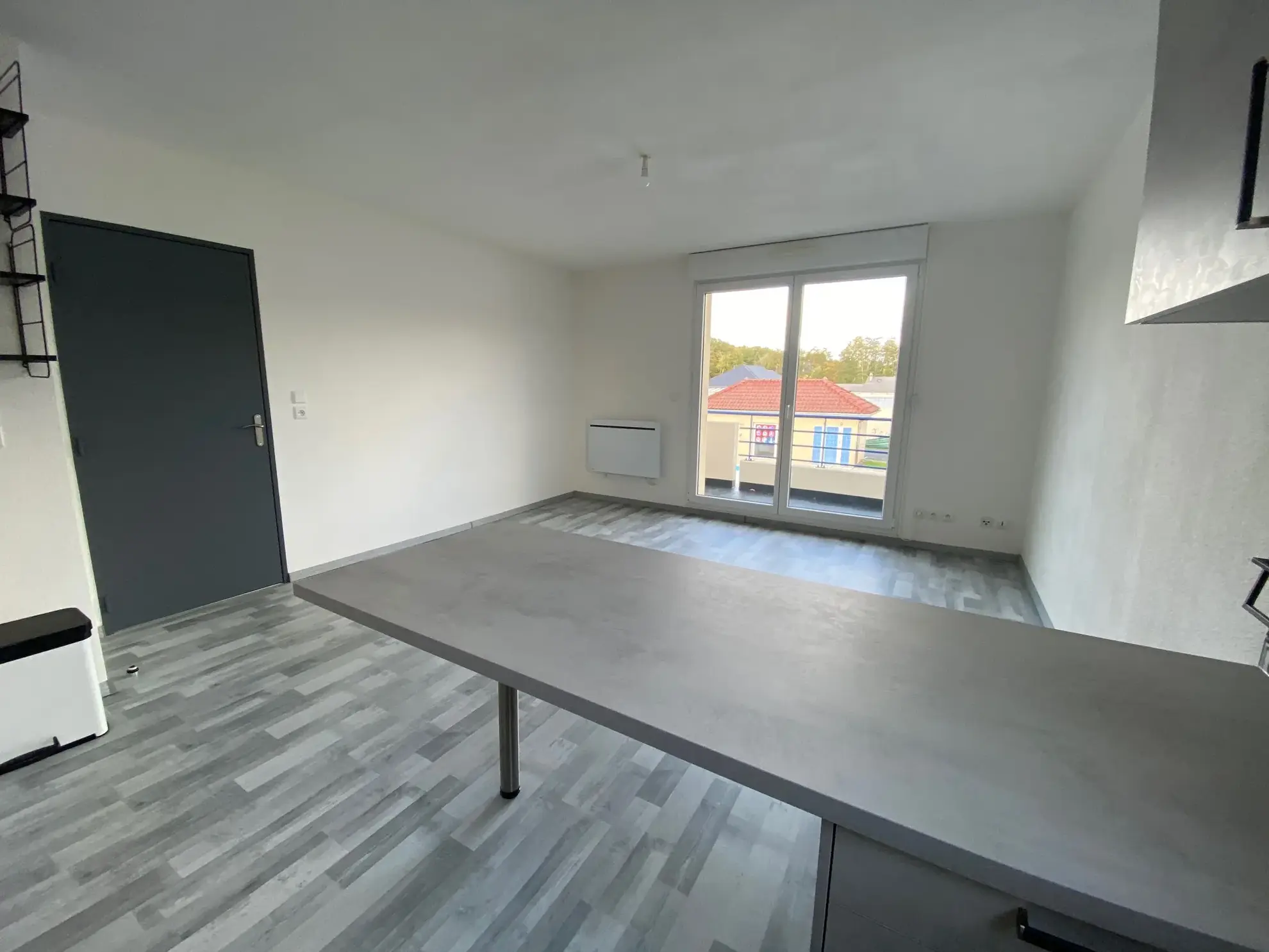 Appartement F2 rénové à vendre à Creutzwald avec parking et bonne rentabilité 
