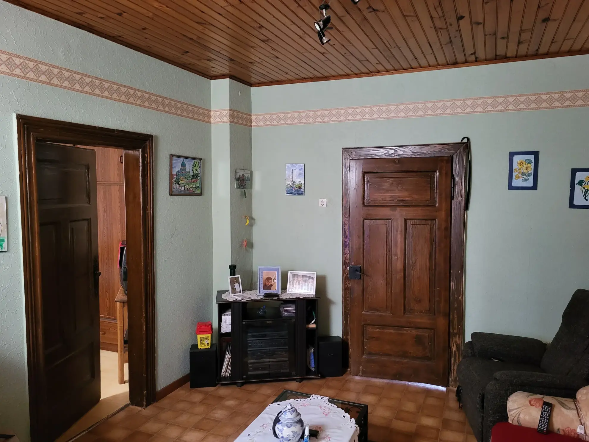Maison de village à Creutzwald de 174 m² avec dépendances et terrain de 125 ares 