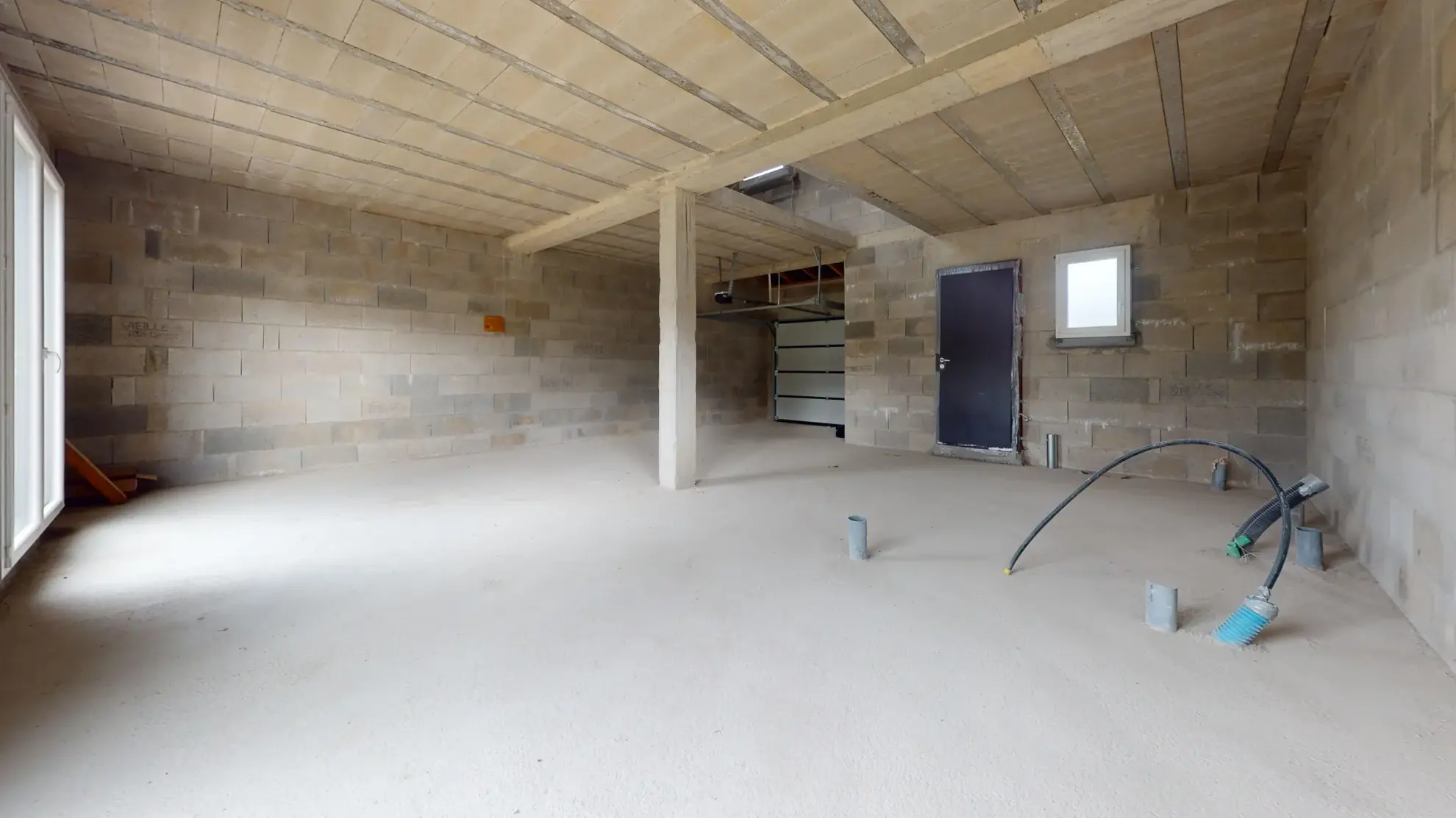 Maison neuve à vendre à Miserey-Salines - 3 chambres, terrasse et grand garage 