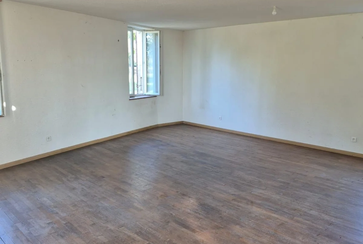 Maison familiale de 150 m² à vendre à Vellexon-Queutrey-Et-Vaudey 