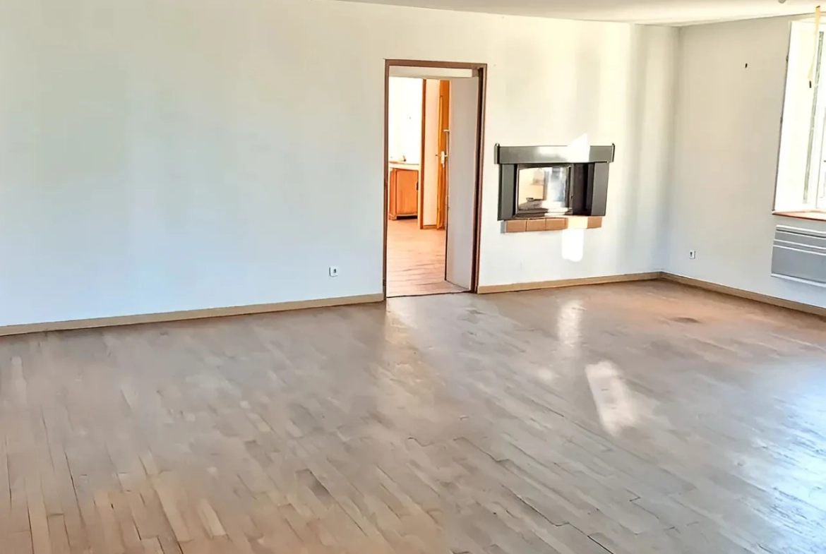Maison familiale de 150 m² à vendre à Vellexon-Queutrey-Et-Vaudey 