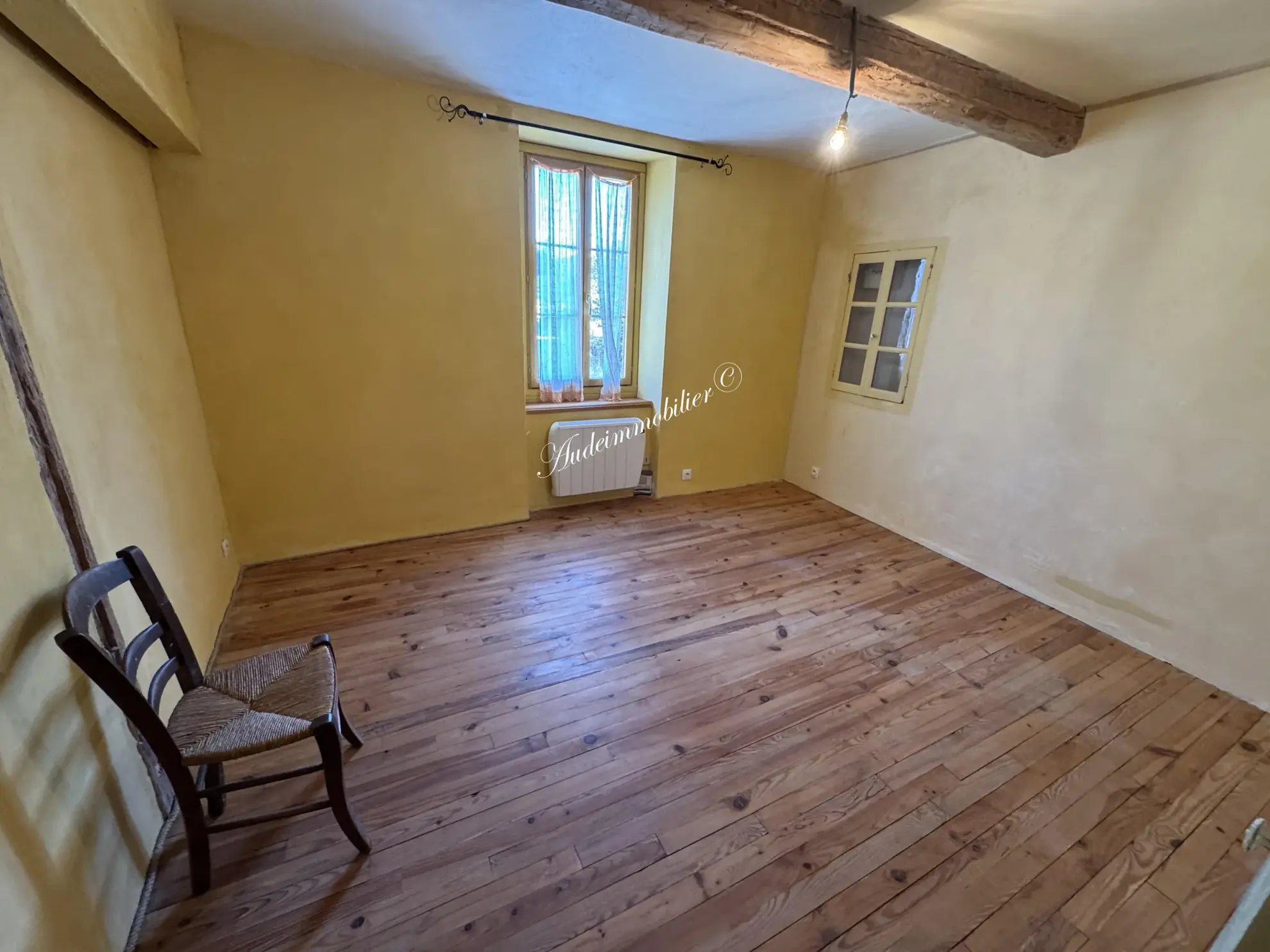 Maison de village rénovée avec cave viticole proche de Limoux 
