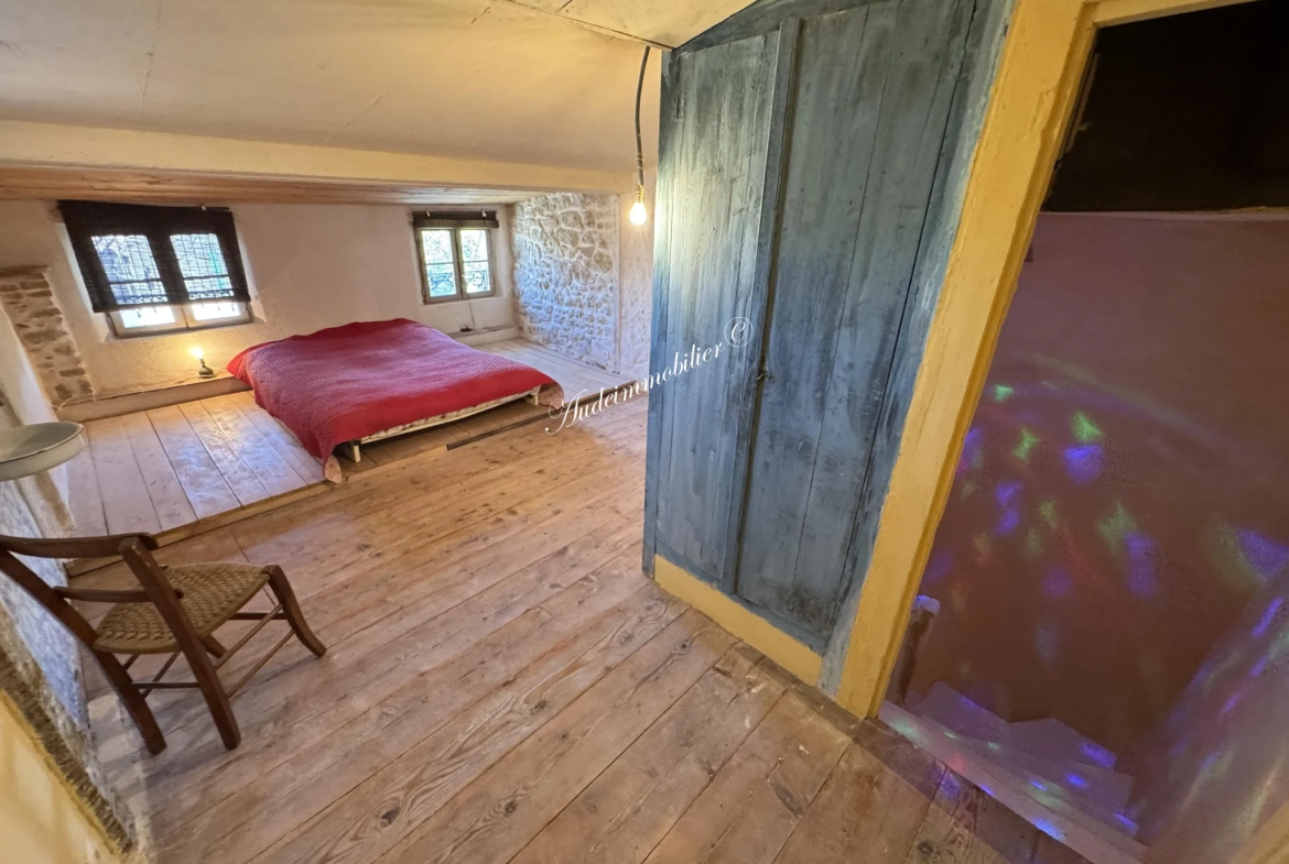 Maison de village rénovée avec cave viticole proche de Limoux 