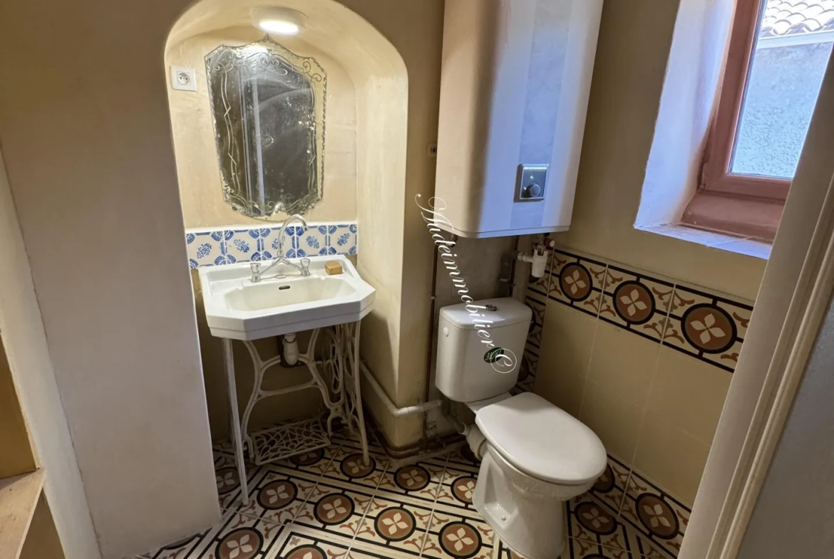 Maison de village rénovée avec cave viticole proche de Limoux 