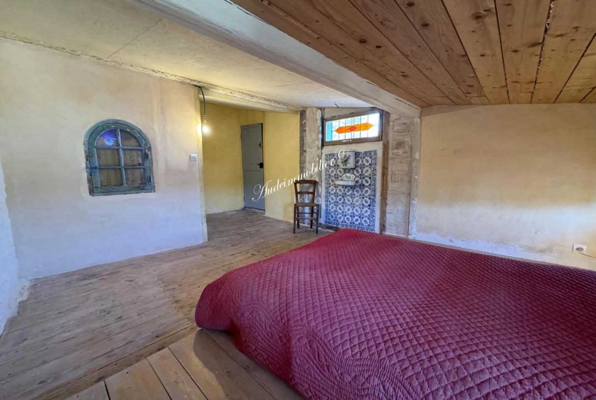 Maison de village rénovée avec cave viticole proche de Limoux 