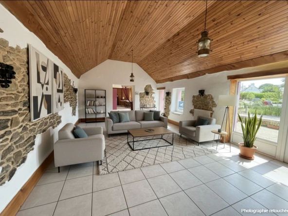 Maison à vendre à Saint Derrien, 5 pièces, 155 m² avec dépendance et vue nature
