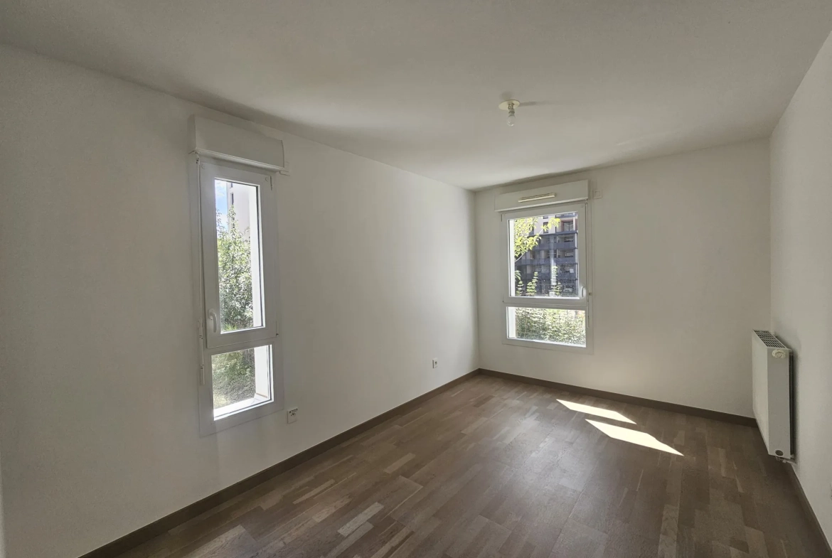 Appartement 4 pièces récent avec balcon et parking à Clermont-Ferrand 