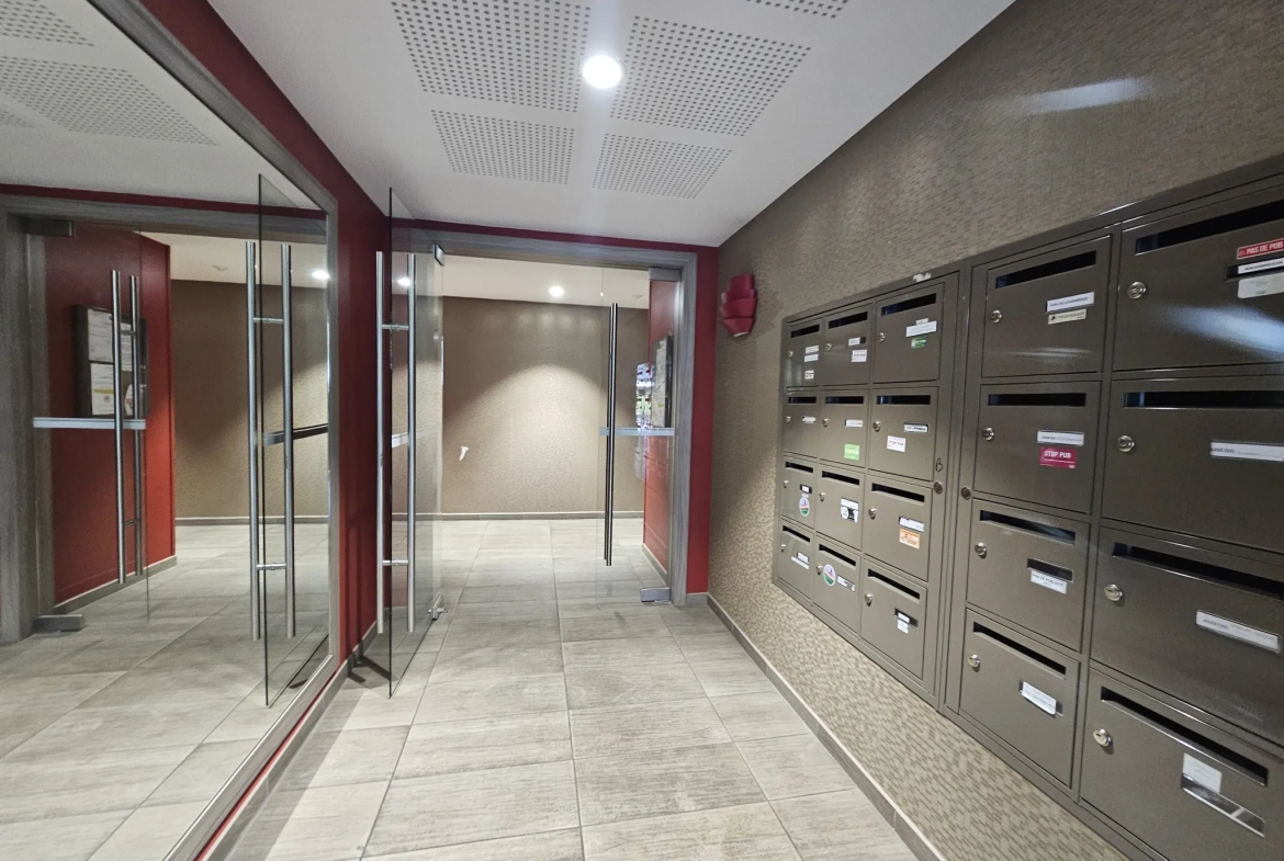 Appartement 4 pièces récent avec balcon et parking à Clermont-Ferrand 