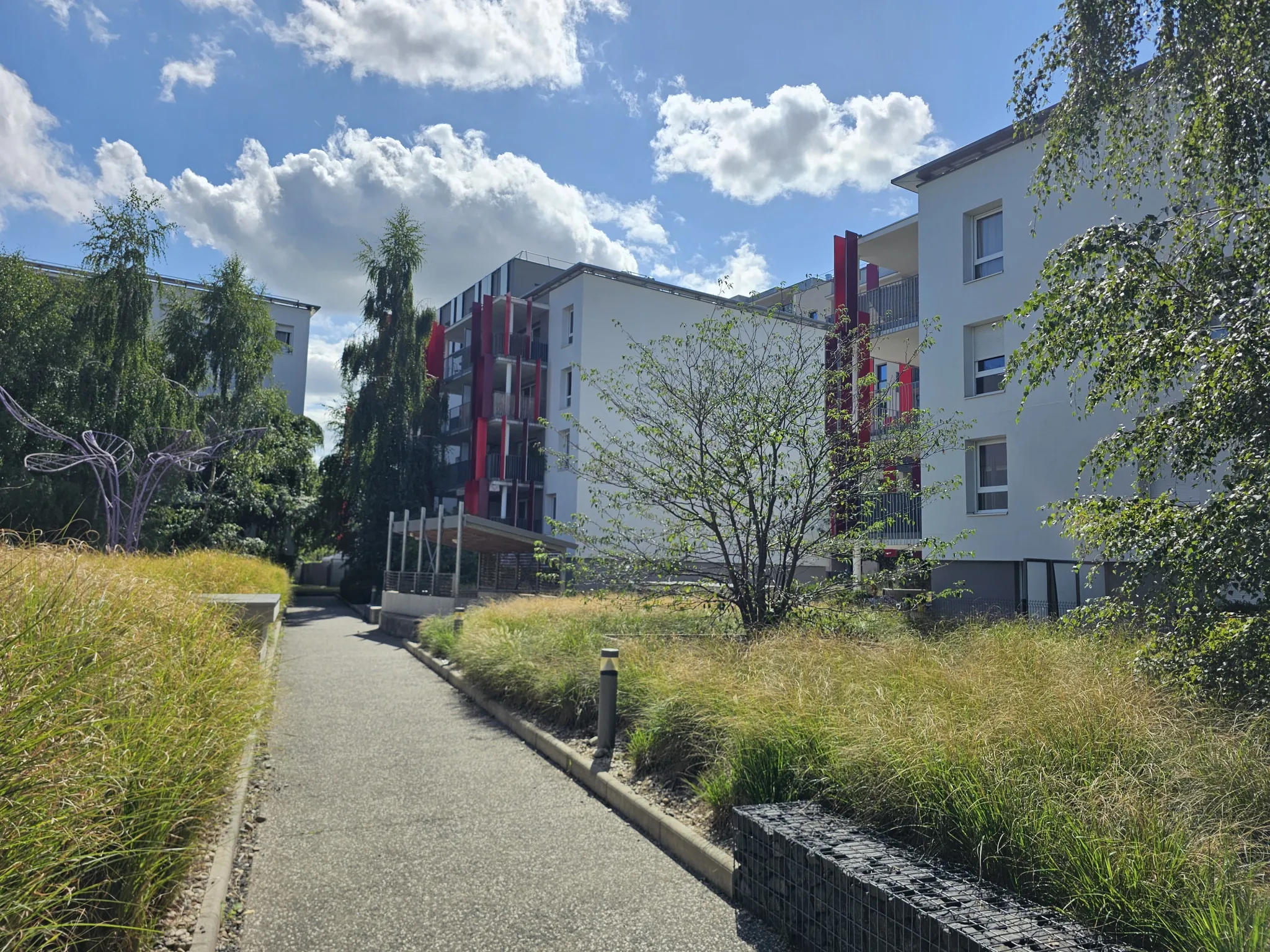 Appartement 4 pièces récent avec balcon et parking à Clermont-Ferrand 
