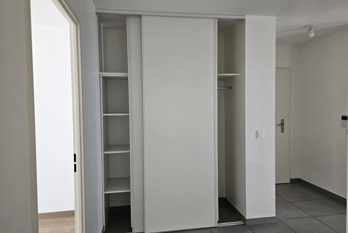 Appartement 4 pièces récent avec balcon et parking à Clermont-Ferrand 