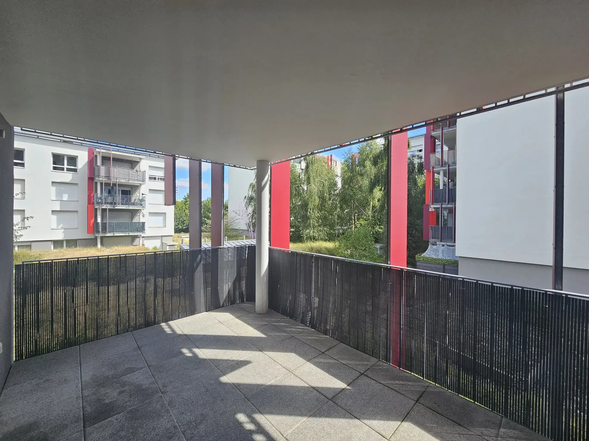 Appartement 4 pièces récent avec balcon et parking à Clermont-Ferrand 