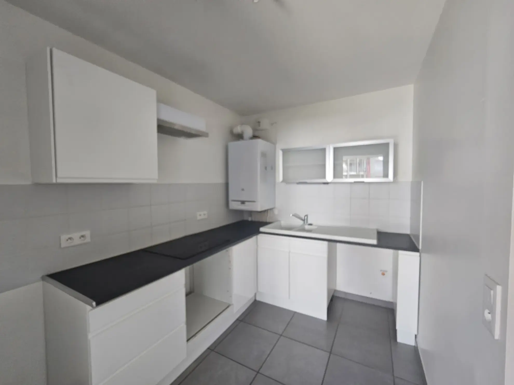 Appartement 4 pièces récent avec balcon et parking à Clermont-Ferrand 