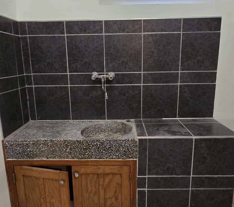 Maison de village à rénover de 84 m² à Paziols - Opportunité Unique 