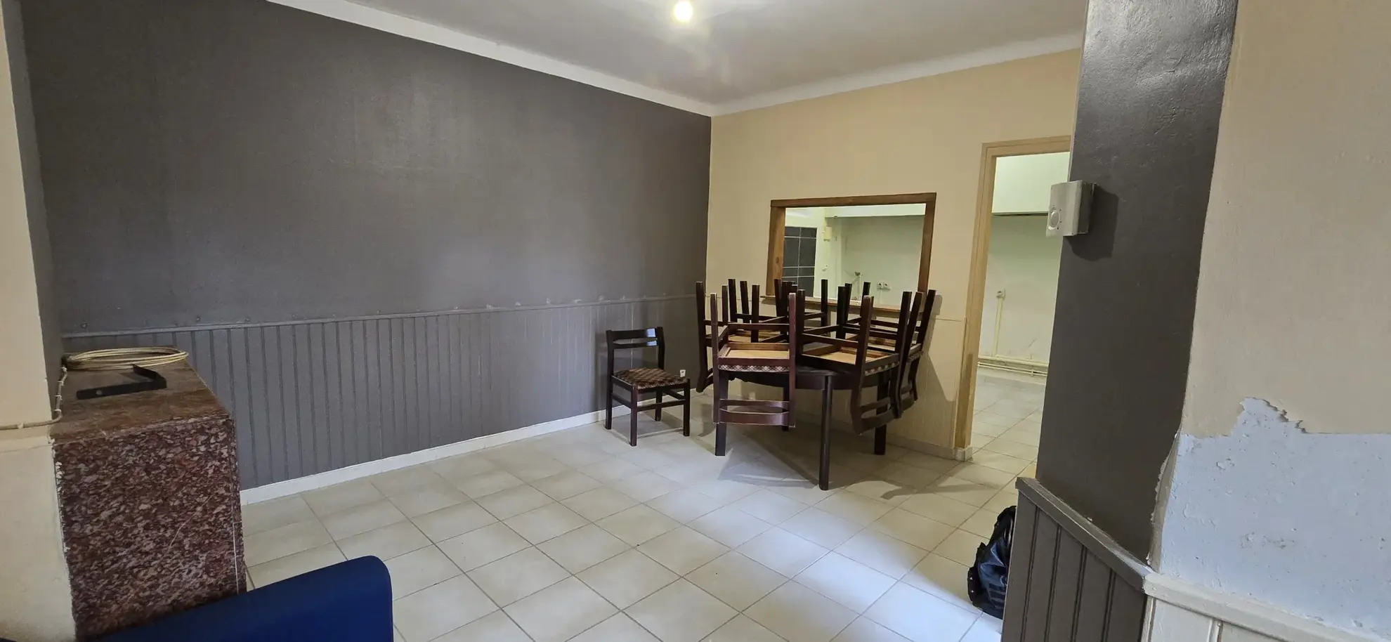 Maison de village à rénover de 84 m² à Paziols - Opportunité Unique 