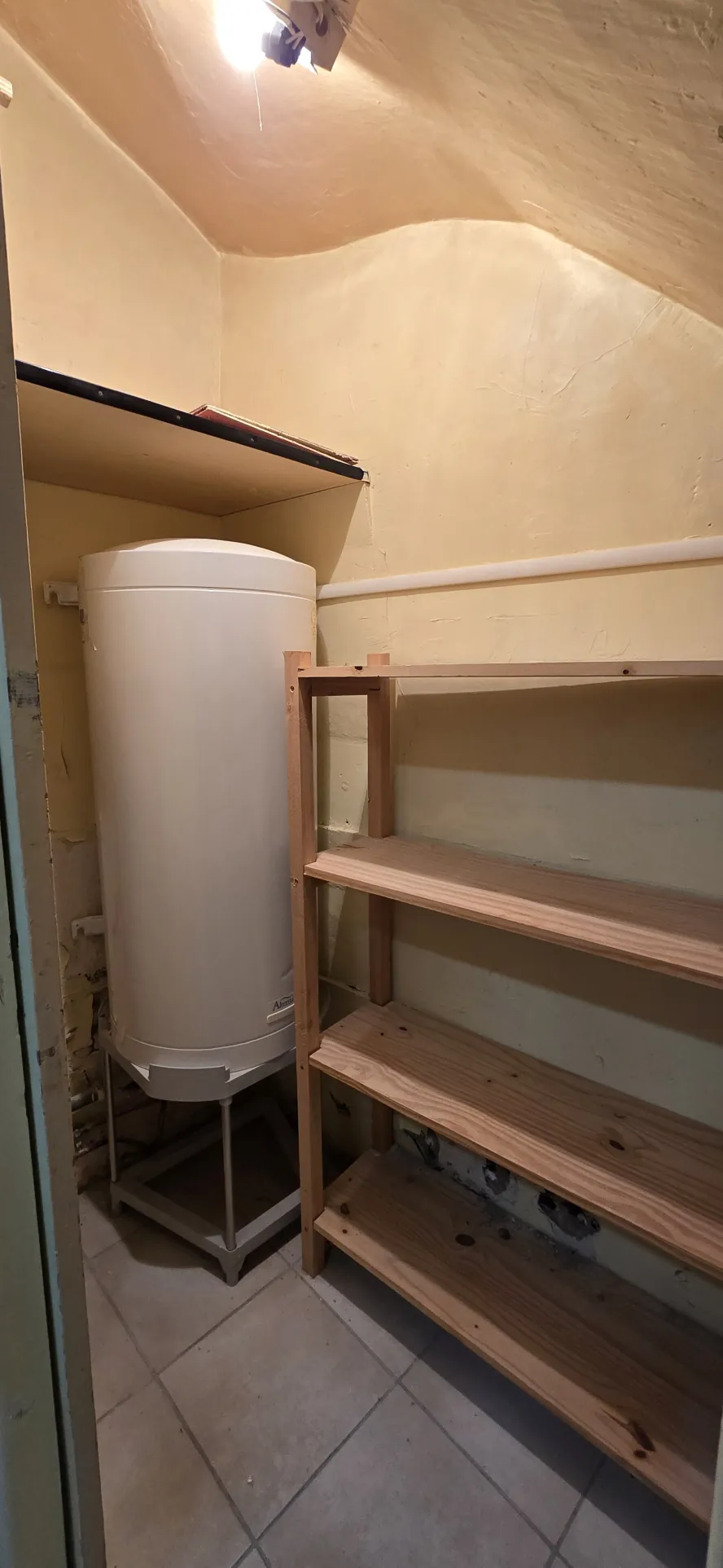 Maison de village à rénover de 84 m² à Paziols - Opportunité Unique 