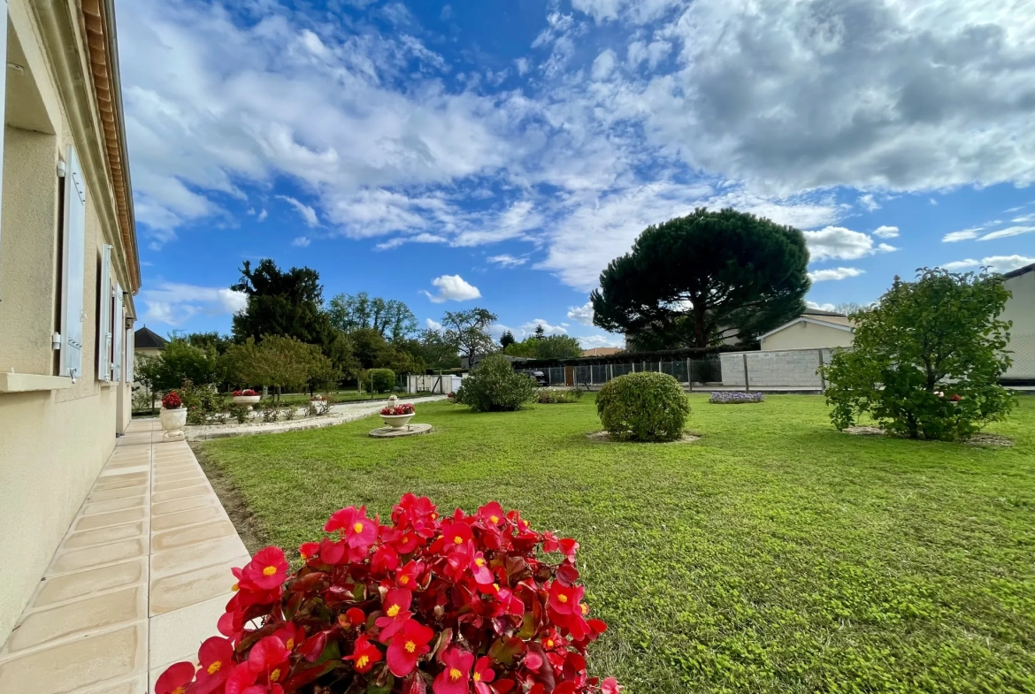 Maison de plain-pied à vendre à Libourne, idéal pour investissement ou résidence principale 