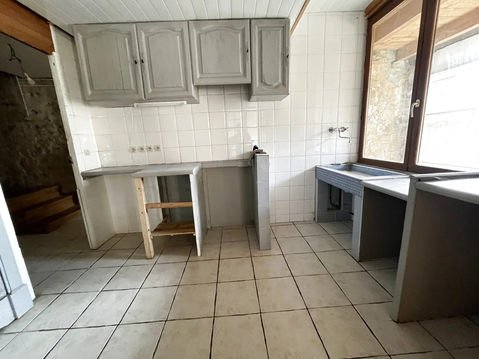 À vendre maison authentique de 156 m² à Colombey-les-Choiseul avec terrasse et volumes généreux 