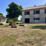 Maison contemporaine rénovée à Riberac avec 4 chambres et vue dégagée