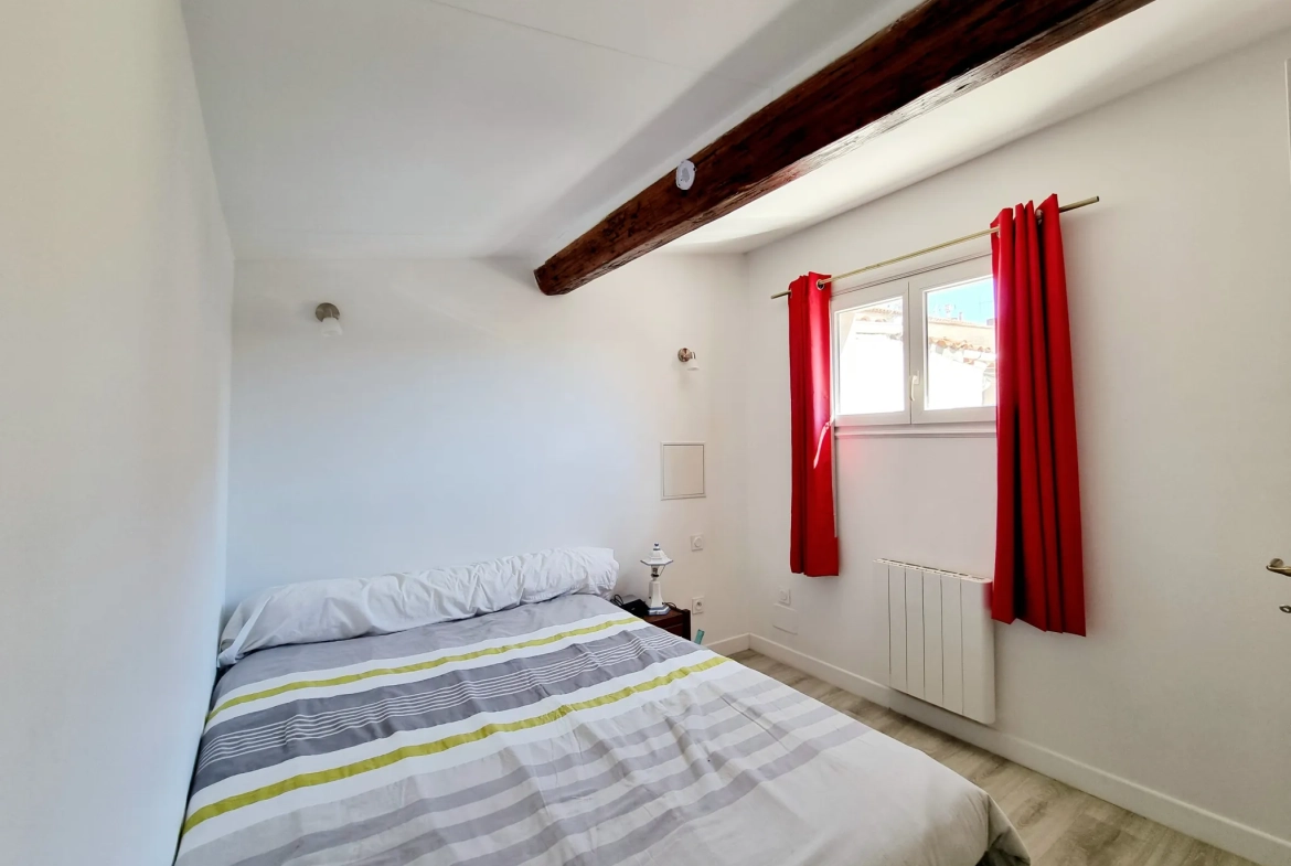 Maison de village de 125 m² avec terrasse à Fleury (11560) - Charme et confort moderne 