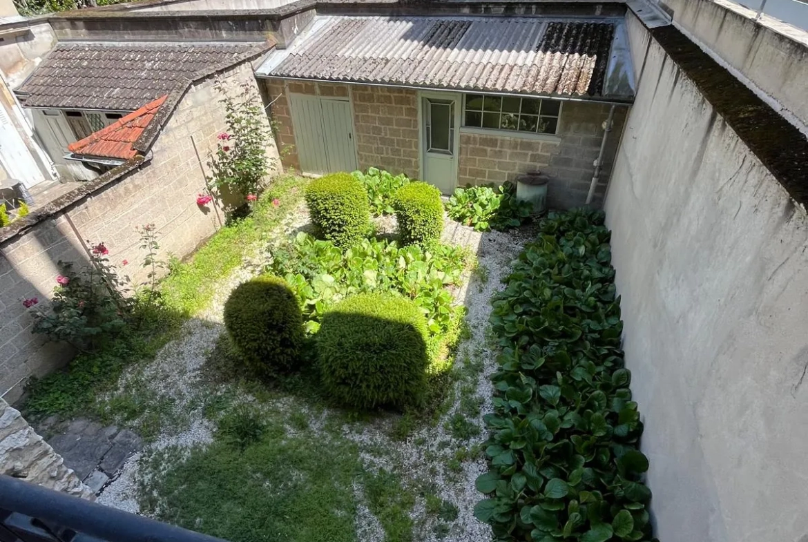 Appartement de charme avec jardin à Melun – Proche gare 