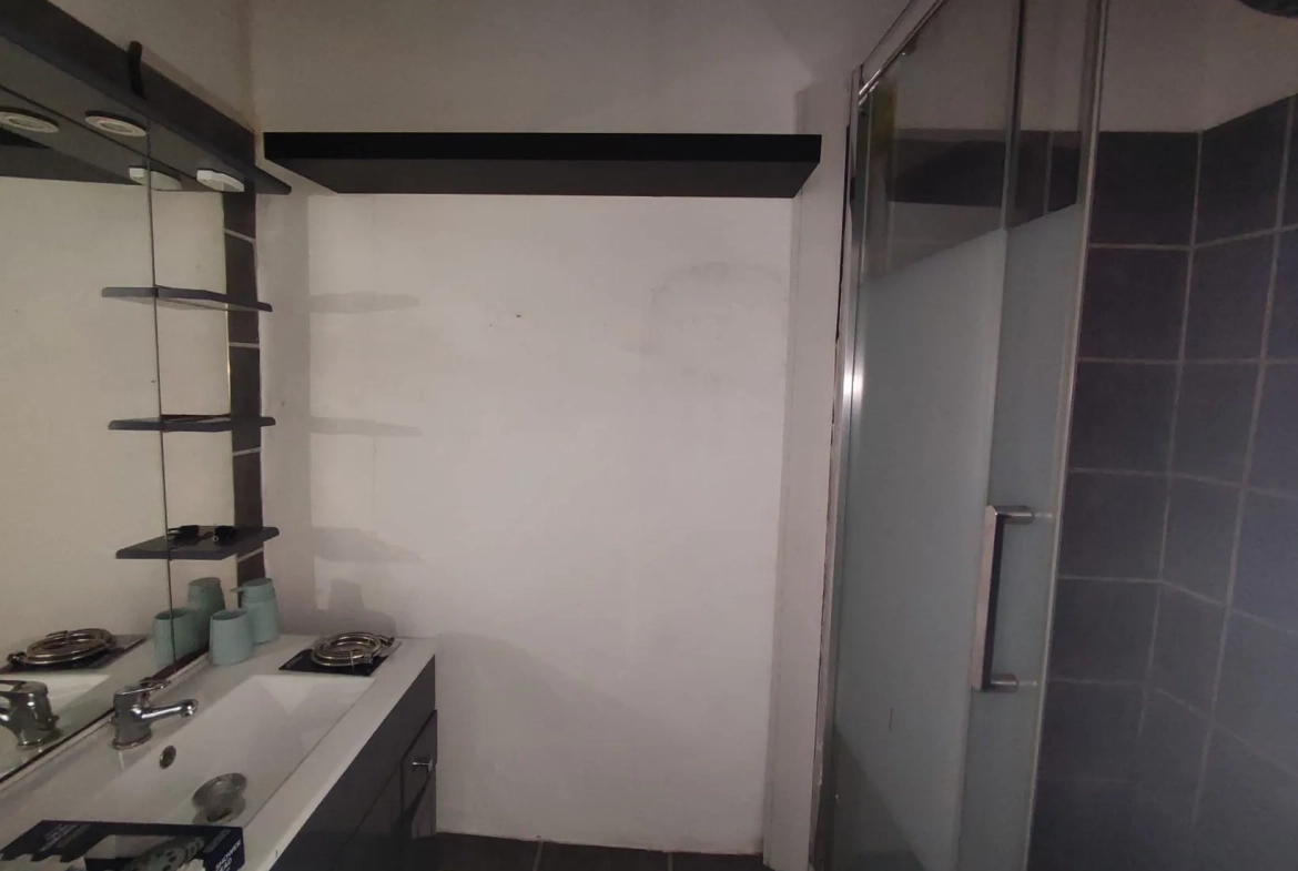 Maison de 109,7 m² avec studio meublé à Agde – Investissement ou résidence 