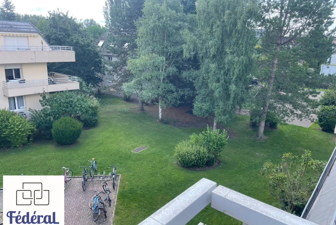 Appartement F2 à Strasbourg Robertsau avec Terrasse, Cave et Parking - Résidentiel et Calme 