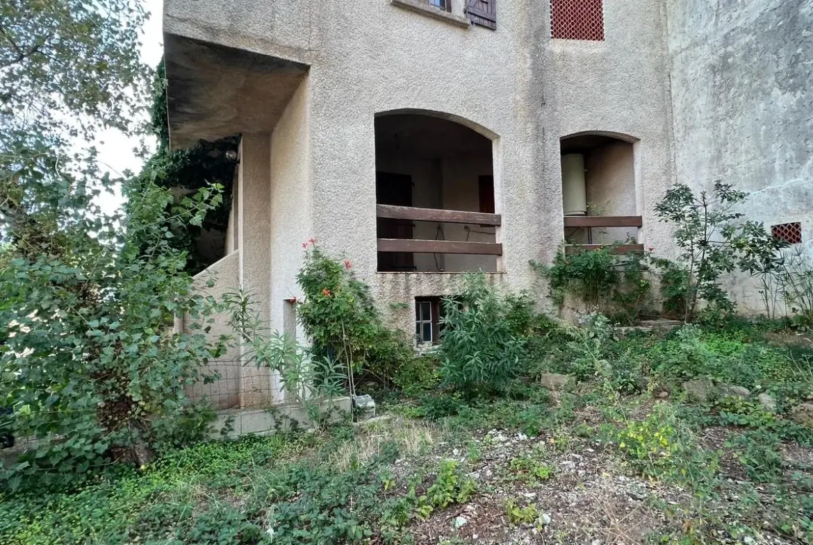 Maison à vendre avec vue mer à Solenzara dans domaine privé Cala d'Oru 