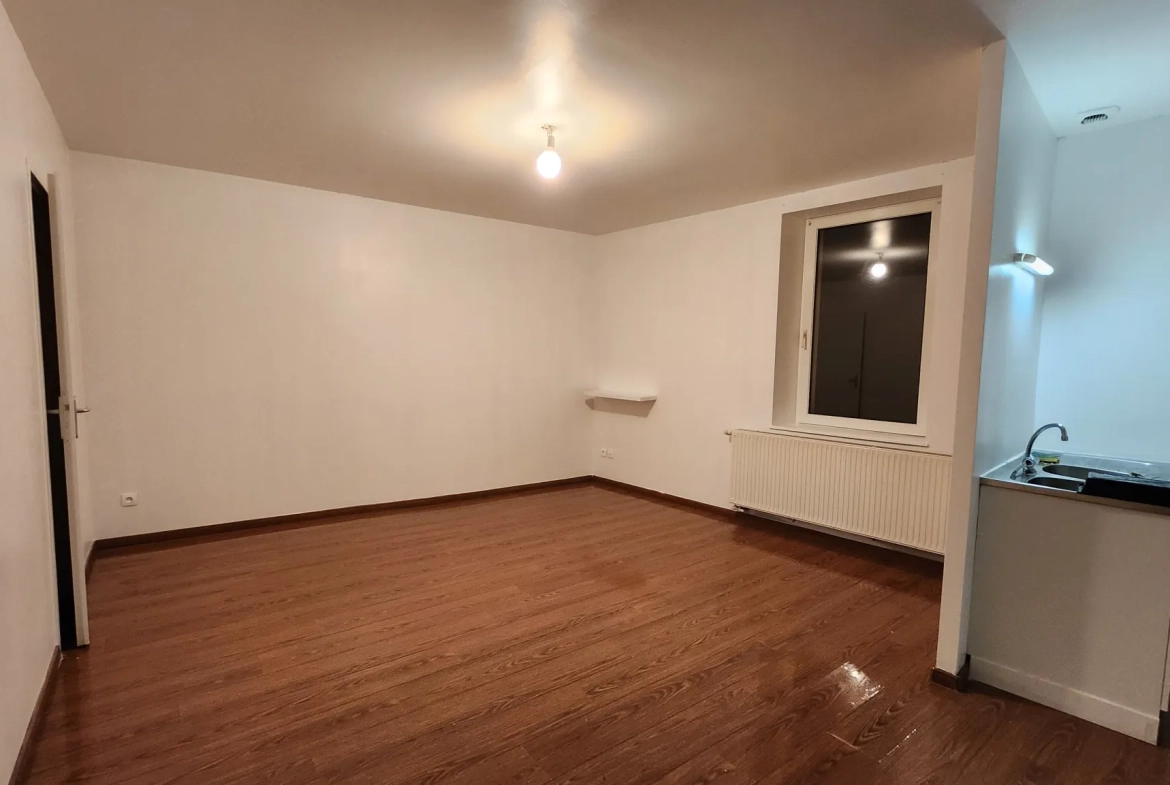 Immeuble de 305 m² à Rambervillers - Investissement locatif rentable 