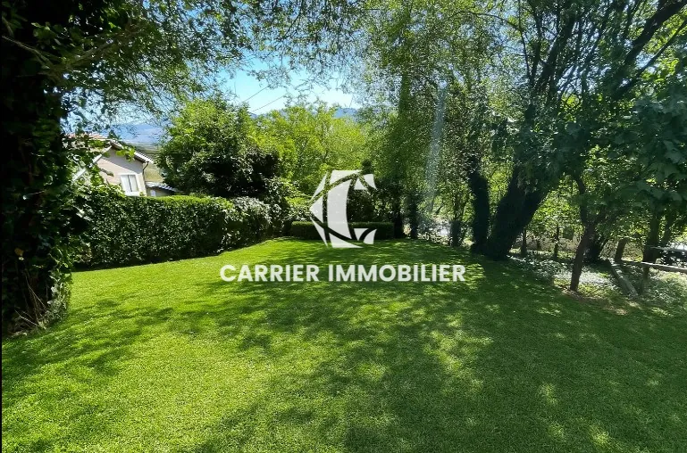 Maison de campagne de 82 m² avec vue sur la vallée à Brussieu 