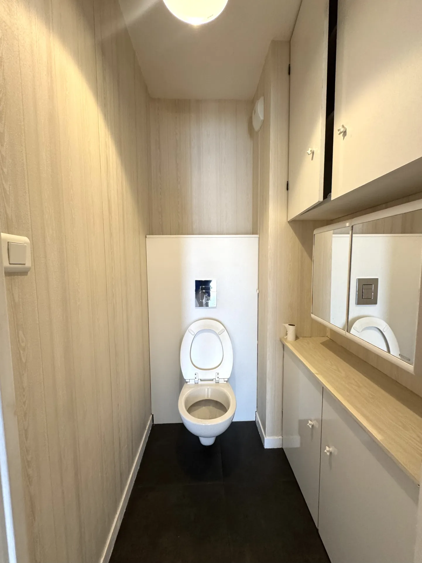 Appartement F4 avec balcon, cave et parking à Saint-Étienne Villeboeuf le Haut 