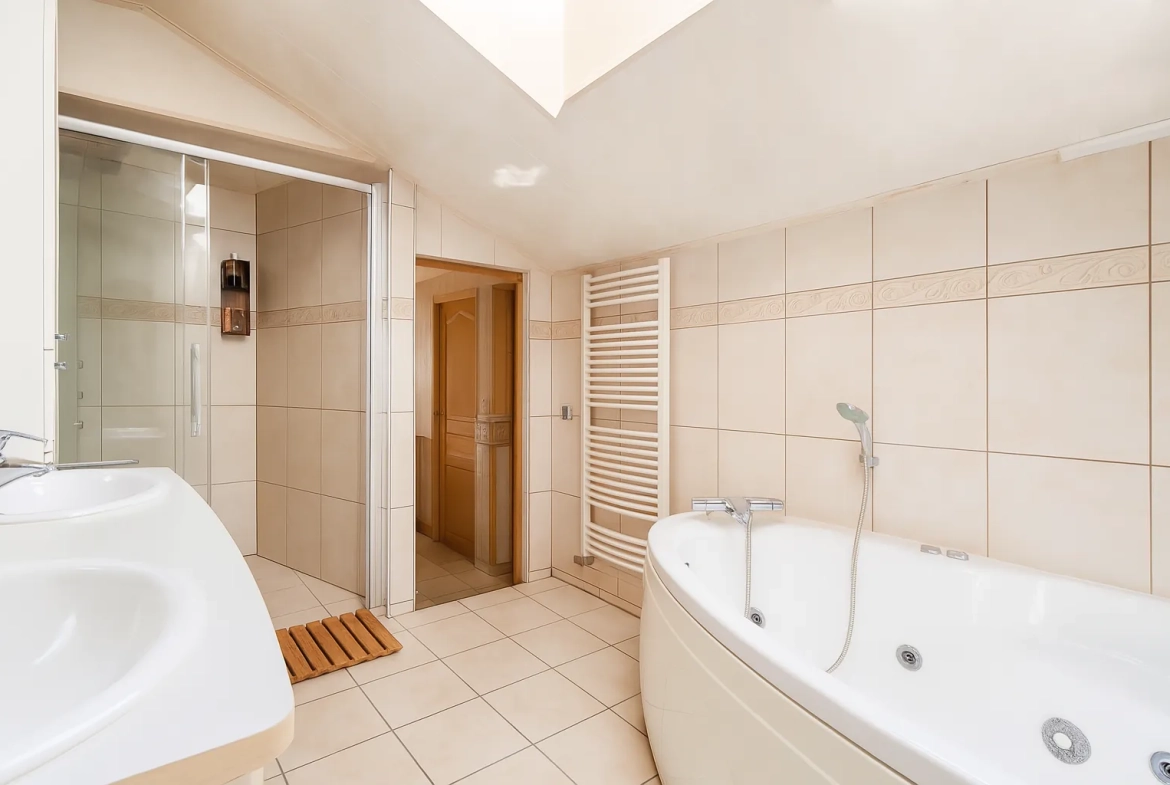 Maison de 170 m² avec 4 chambres et terrasse à Saint Mihiel 