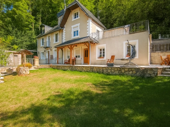 Maison de 170 m² avec 4 chambres et terrasse à Saint Mihiel